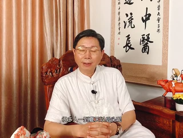 生地茯苓乌鸡汤